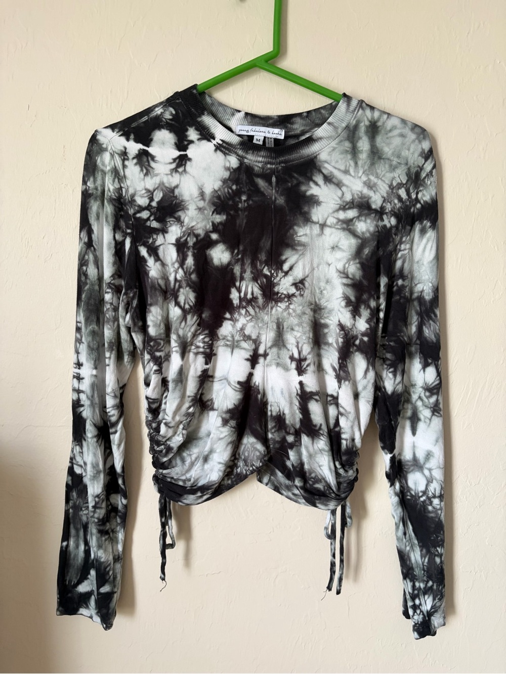 Young Fabulous & Broke Black & White Tie-Dye Side Ruched Long Sleeve Top